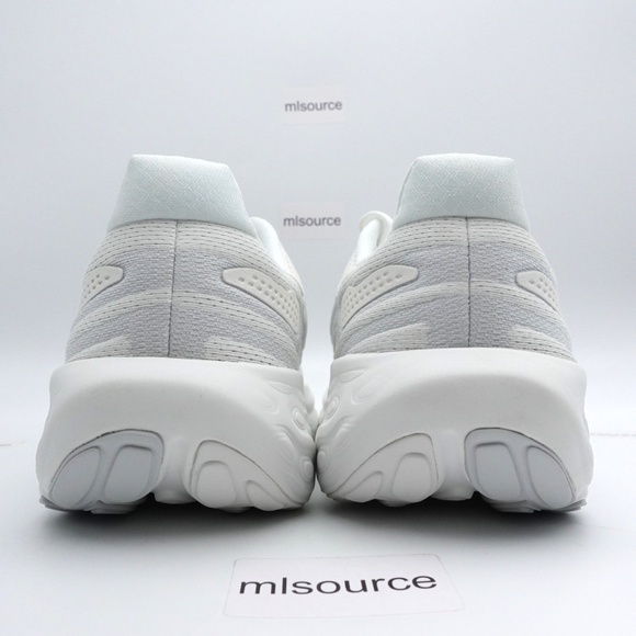 NEW Size 11.5 Men's New Balance Fresh Foam 1080 V13 Running Shoes W1080W13 White - Picture 5 of 6